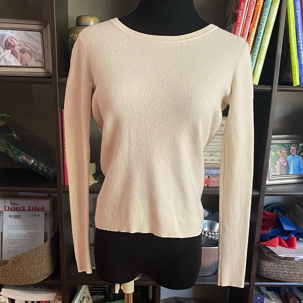 Diane Von Furstenburg Round Neck Open Back Sweater